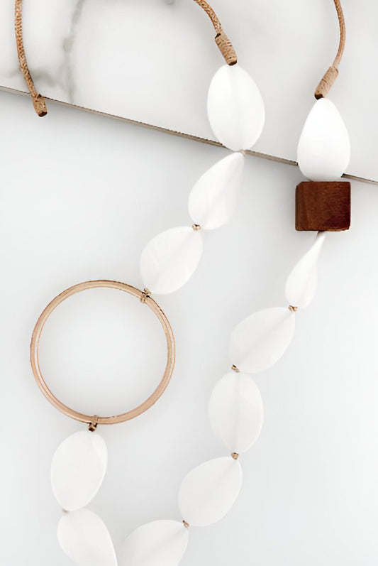 Envy Large Hoop Necklace - White