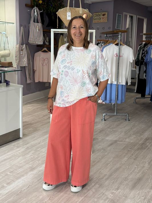 Sugarhill Brighton - Kinsley Relaxed T-Shirt - Chalk White, Island Fiesta