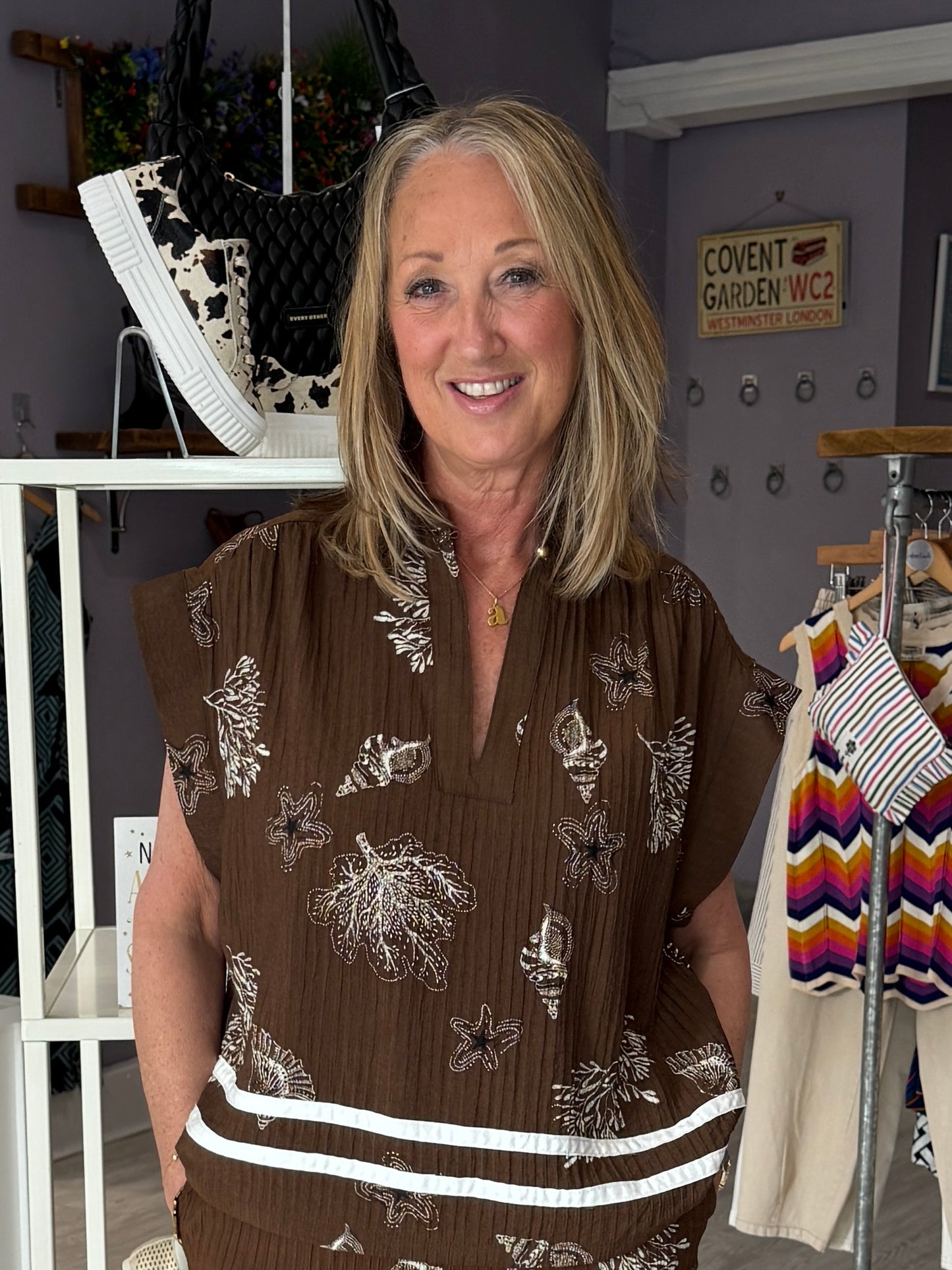 Saint Tropez Rosashell Blouse - Fudge Sea Shell
