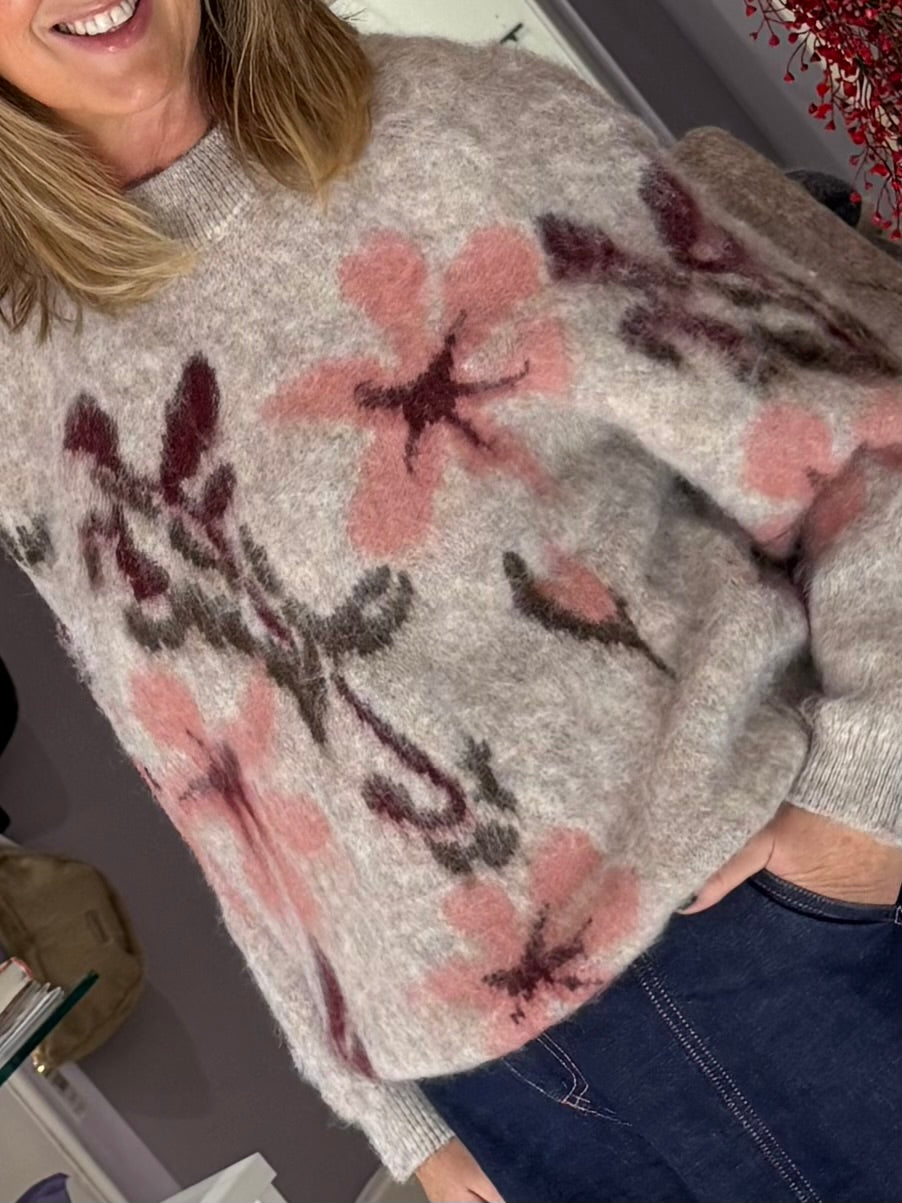 Saint Tropez Ulice Jumper - Tan Winetasting Blooms / White