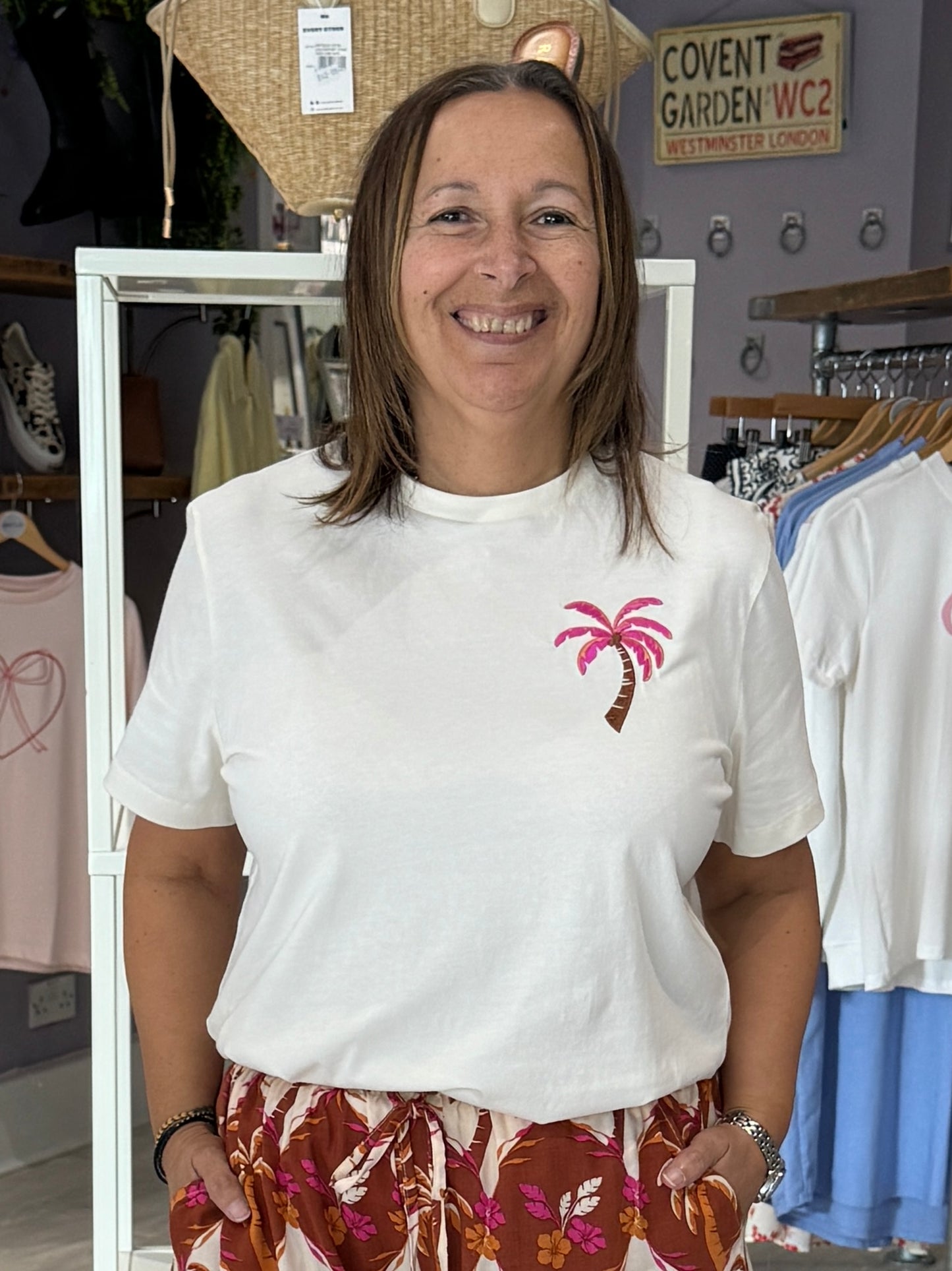 Sugarhill Brighton Luna T-Shirt - Off White, Palm Placement