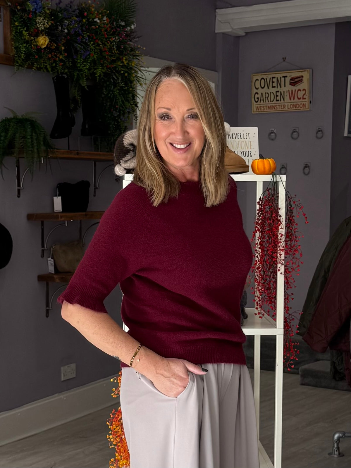Roxie Short Sleeve Jumper - Wine