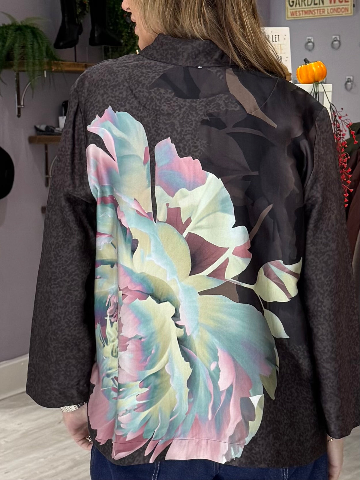 Numph Crisa Boxy Shirt - Black Coffee