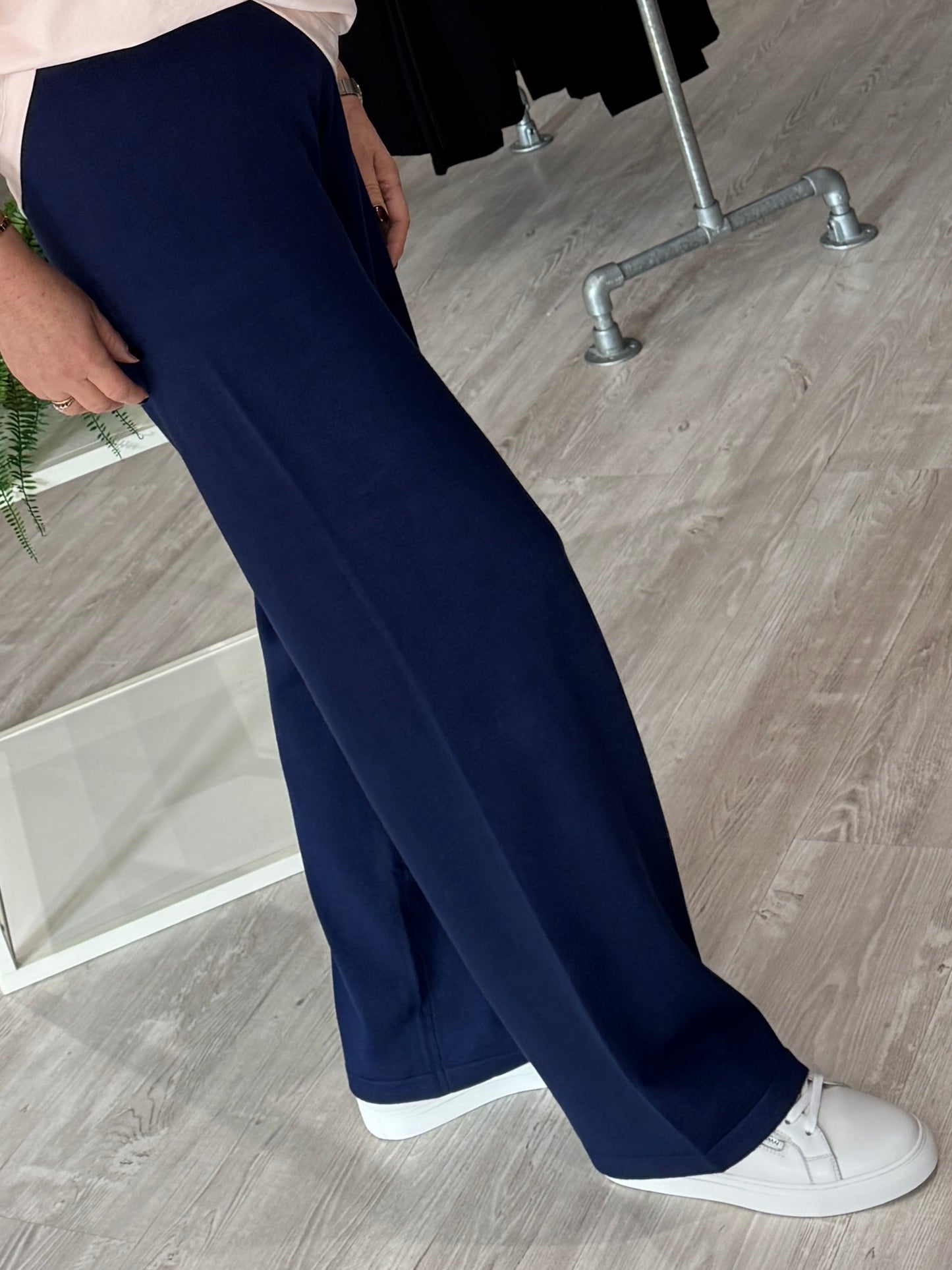 Saint Tropez Mila Trousers - Navy Peony