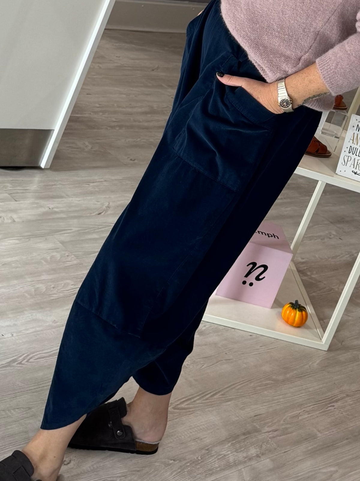 Thea Needle Cord Balloon Pants - Navy