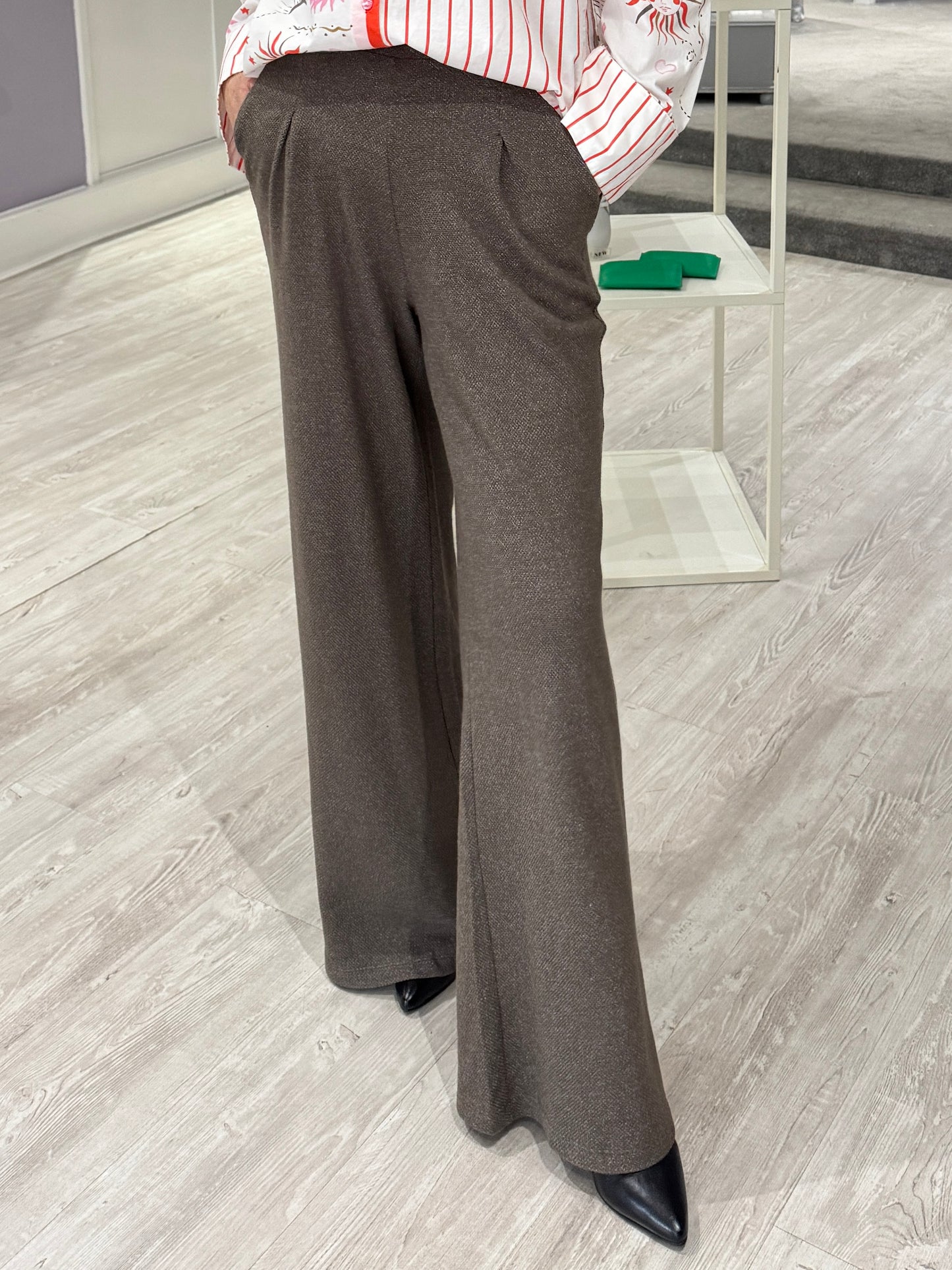 Talia Wide Leg Trousers -Brown