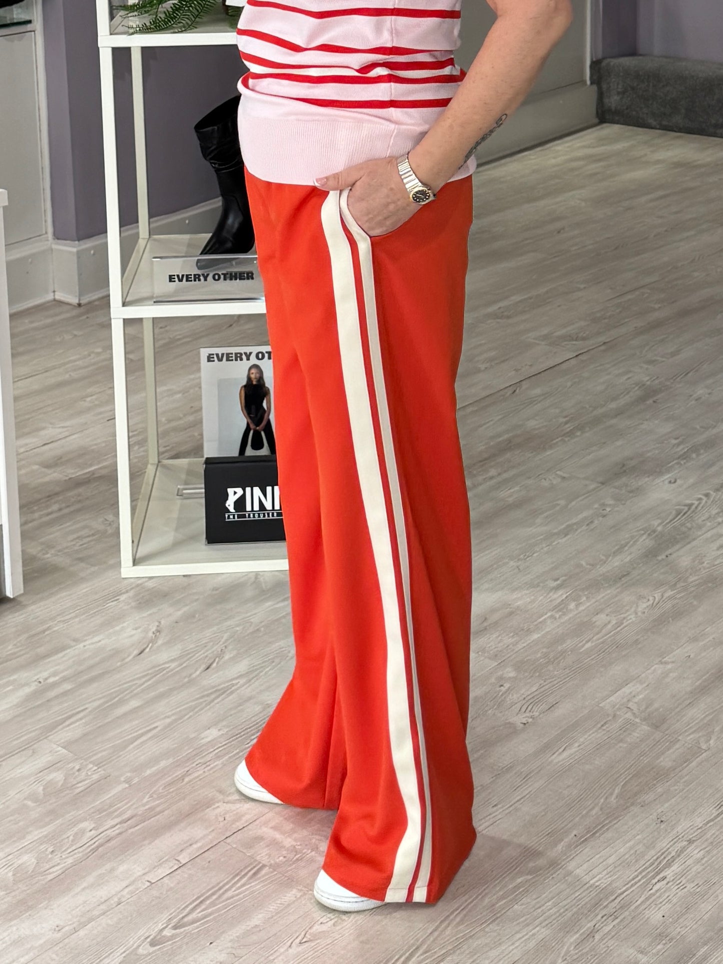 Saint Tropez Pascale Trousers - Valiant Poppy