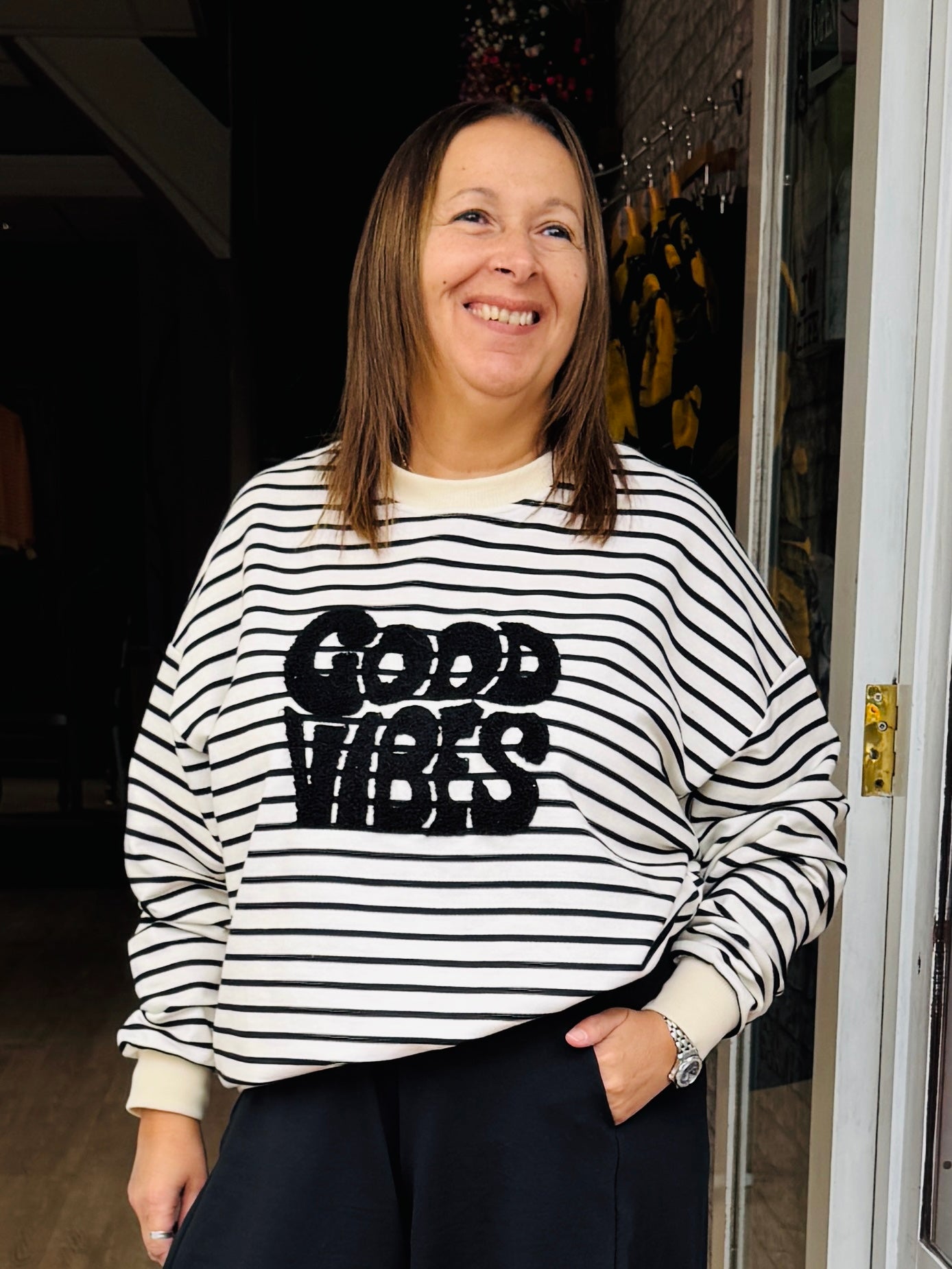 Good Vibes Only Sweatshirt - Black (Last One)